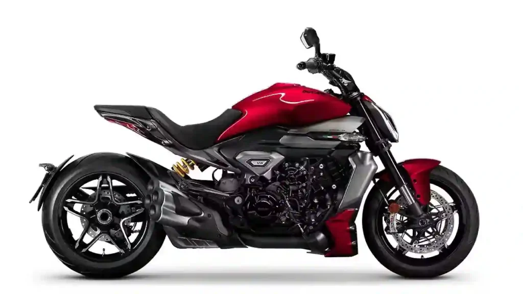 2025-Duacti XDiavel V4 side view