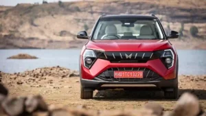 2025 Mahindra XUV 3XO RevX Exterior Front view