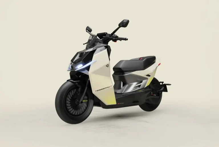 New Ultraviolette Tesseract front view image