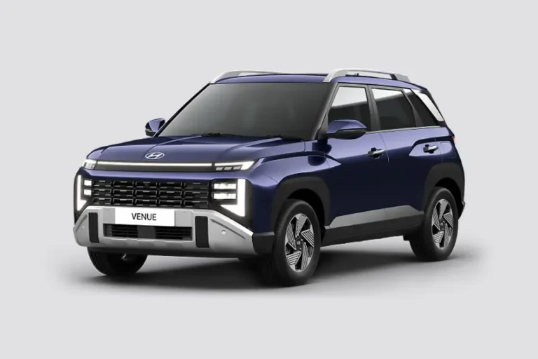 2025 Hyundai Venue front view